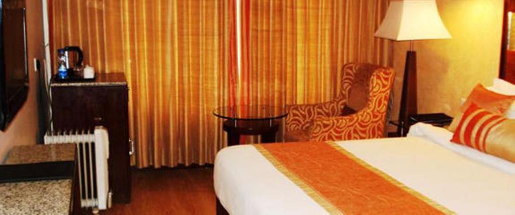 Royal Orchid Fort Resort Mussoorie Eksteriør billede